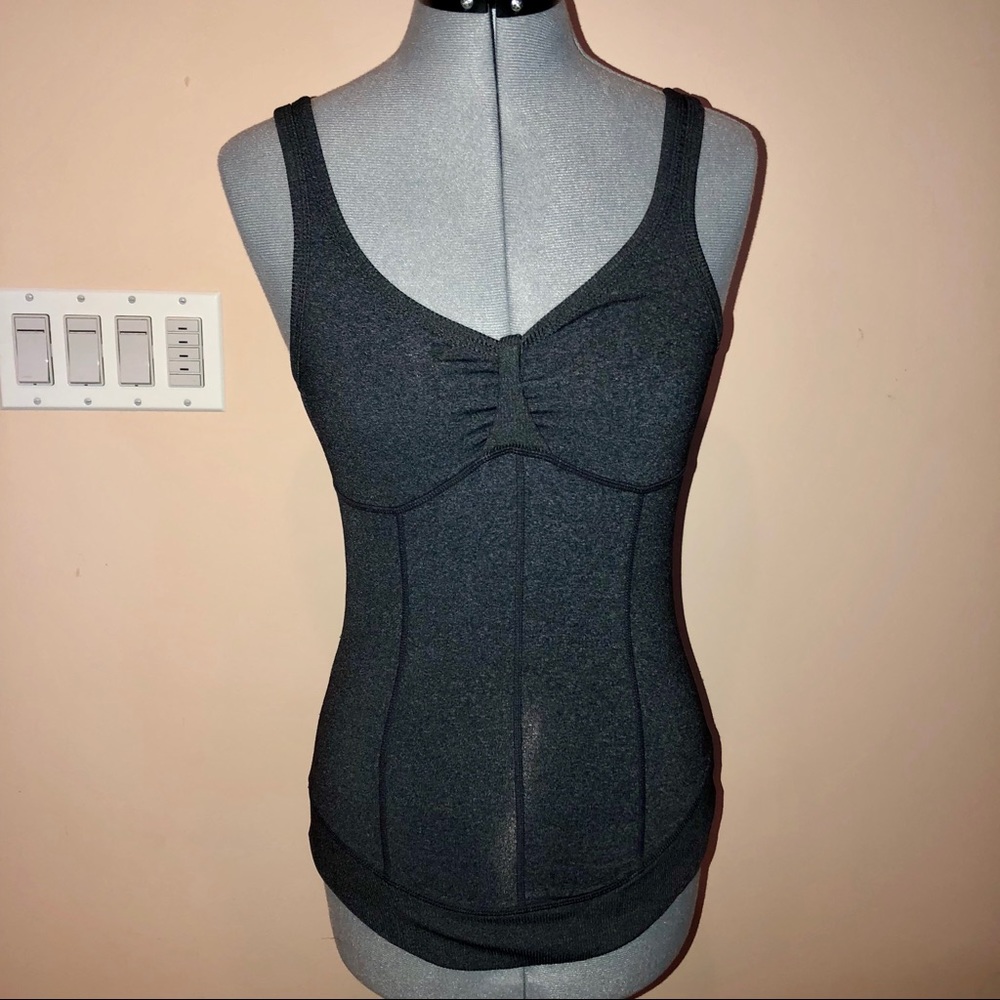SOLD PRANA woman’s tank gray size small
